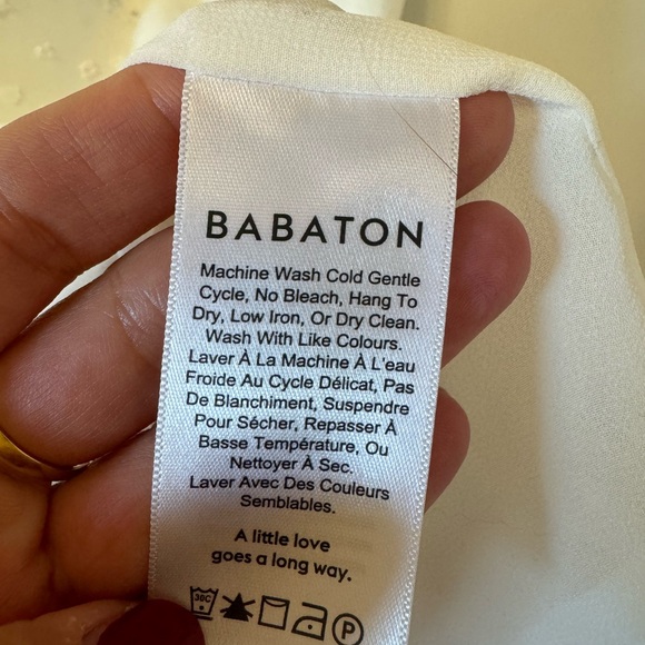 Aritzia Babaton white womens v neck top size xsmall - Picture 4 of 5